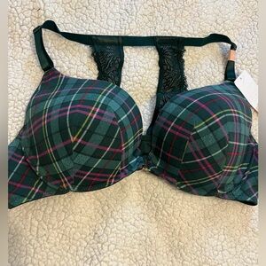 NWT 42C Cacique Plunge Bra